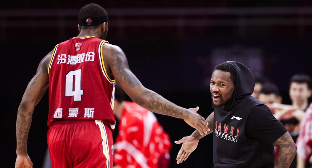 所以，他知道这个新闻之后，立刻一脸恼火的说道：什么他妈的吉庆堂，我看他们就是来炒作的。